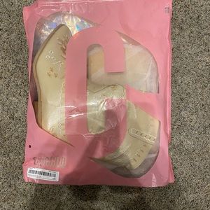 Never worn western boots!